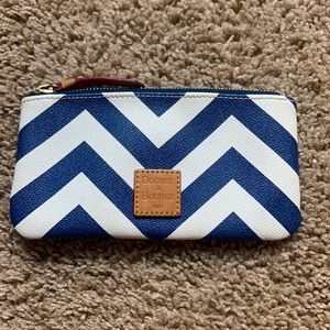 Dooney & Burke coin purse. Chevron zip pouch.